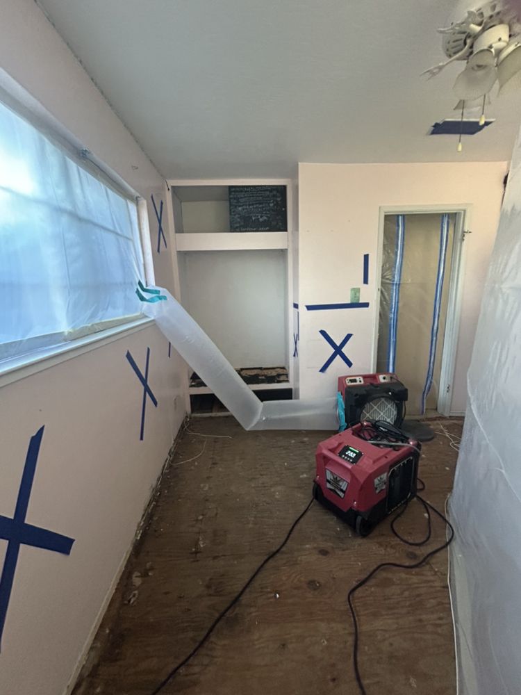 Seltzer Restoration Solutions