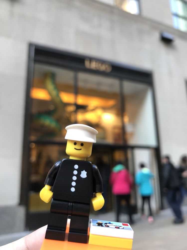 The Lego Store 492 Photos & 147 Reviews Toy Stores 620 5th Ave
