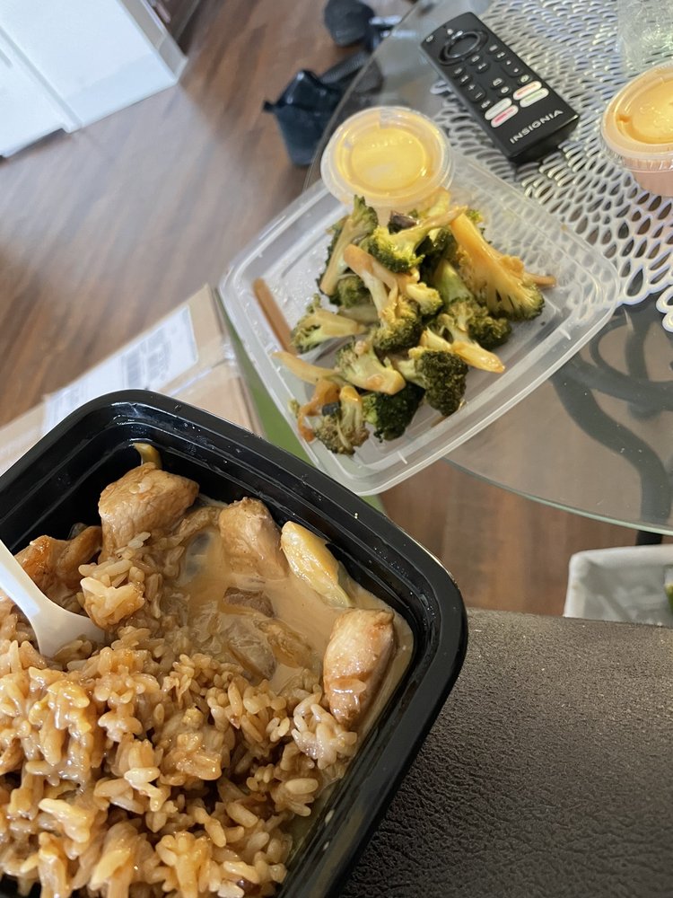 Kyoto Sushi Bar & Grill