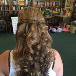 Best Hairdresser August 2018 Find Nearby Best Hairdresser See All Taylor Sanchez