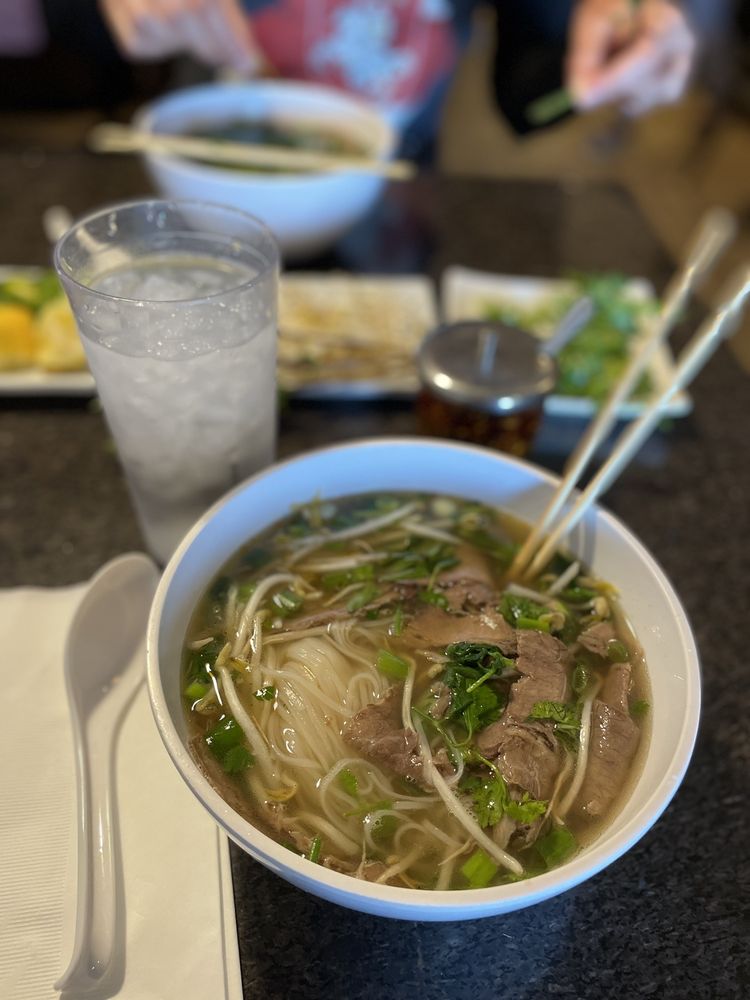 Love Phò N' Mor
