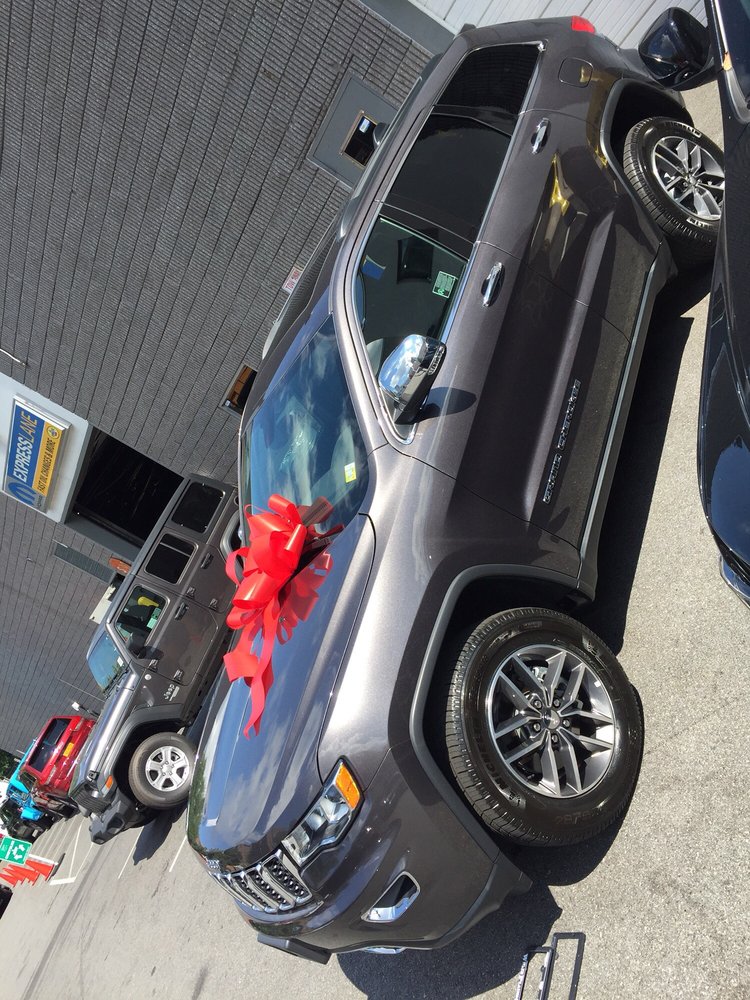 White Plains Jeep >> White Plains Chrysler Jeep Dodge 18 Photos 83 Reviews Car White Plains Jeep >> White Plains Chrysler Jeep Dodge 18 Photos 83 Reviews Car