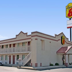 Super 8 By Wyndham Lafayette Hotels 4301 South Street Photo Of Super 8 By Wyndham Lafayette In United States