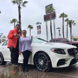 Mercedes Benz Of Long Beach 160 Photos 533 Reviews Car Dealers