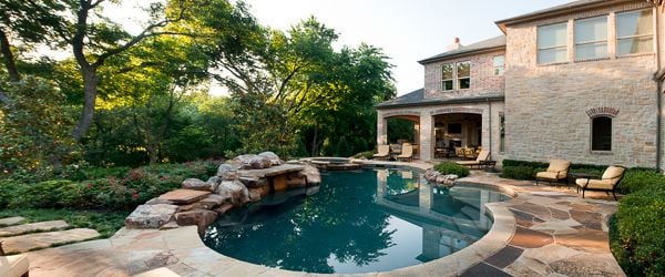 image of business Roundtree Landscaping