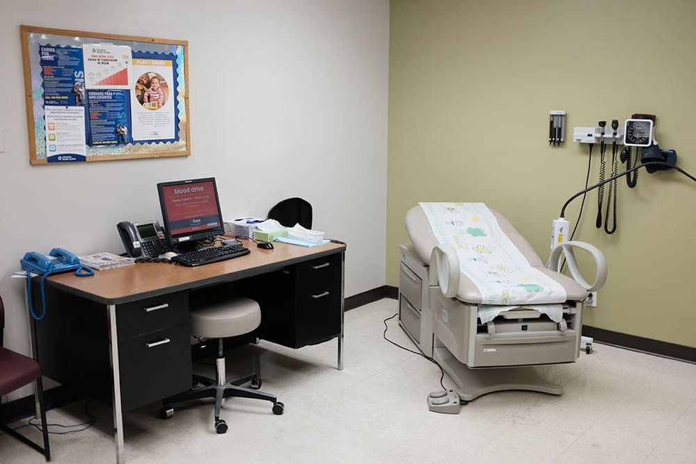 image of business South Flores Clinic - University Health