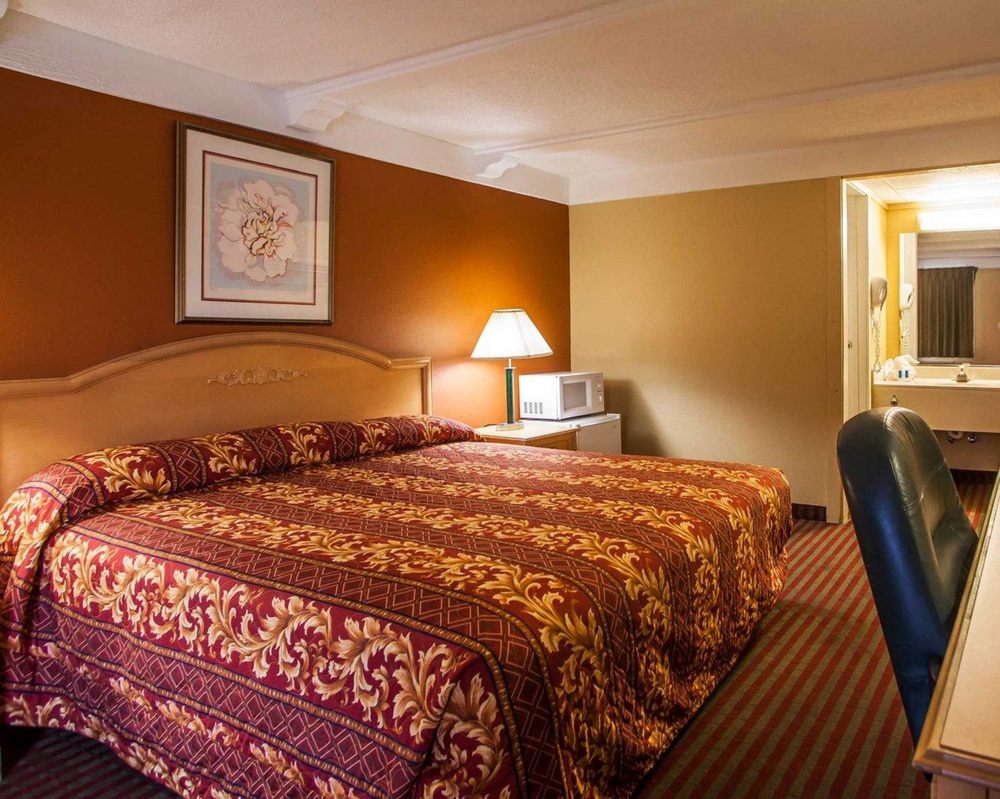 Rodeway Inn