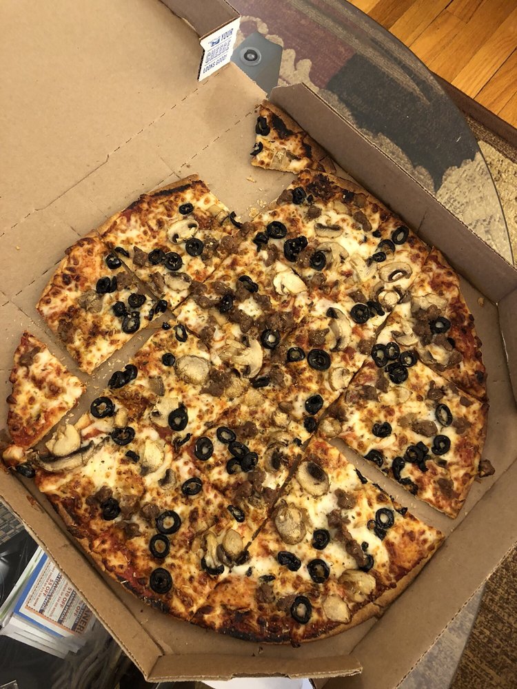 Domino’s Pizza Pizza 14212 Detroit Ave, Lakewood, OH Restaurant