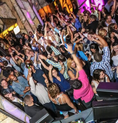 vista lounge at wombi rock 1 mohegan sun blvd uncasville ct vista lounge mohegan sun