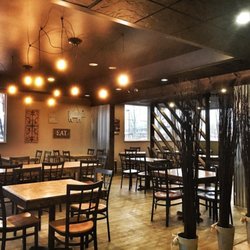 Waterford Restaurants Michigan Best Revival Eatery 86 Photos 95 Reviews American New 4750 W Hot Pepper Thai Restaurant
