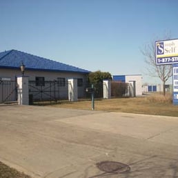 Simply Self Storage Warren Detroit 20979 Photo Of Simply Self Storage Warren Detroit Mi United States Center