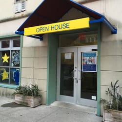 Open House Nursery School Preschools 318 Warren St Cobble Hill Photo Of Open House Nursery School Brooklyn Ny United States The Entrance