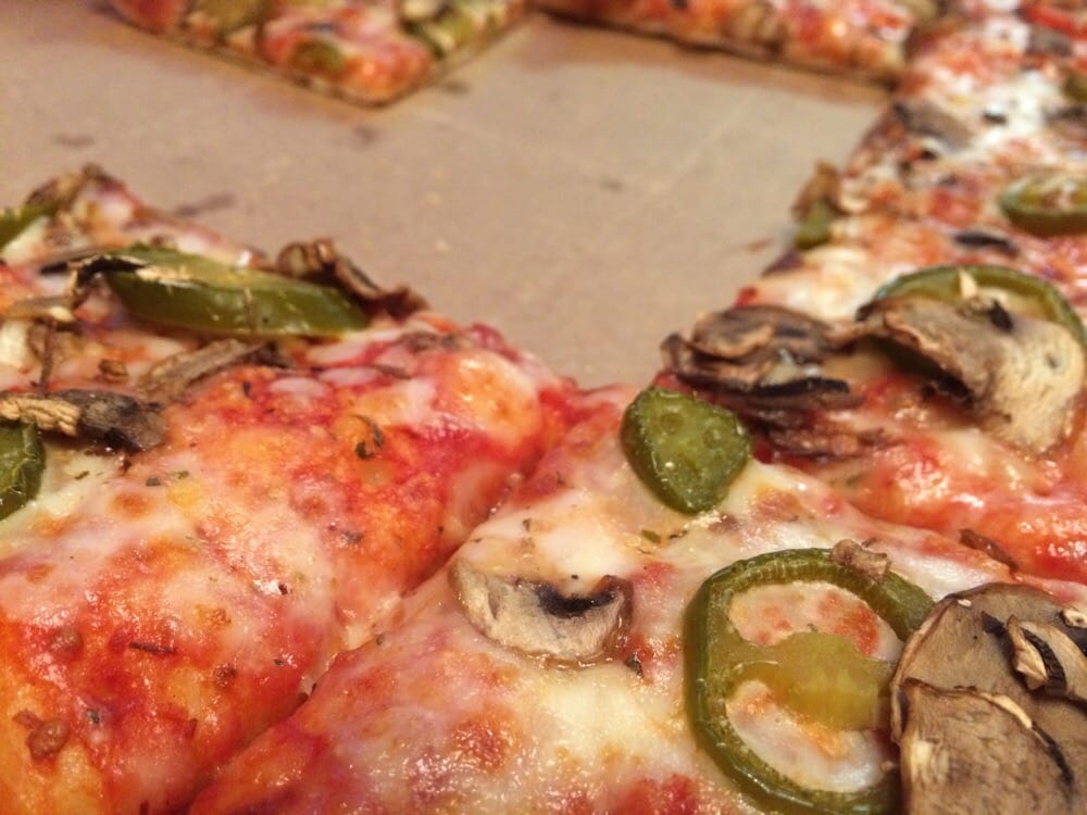 Fox's Pizza Den