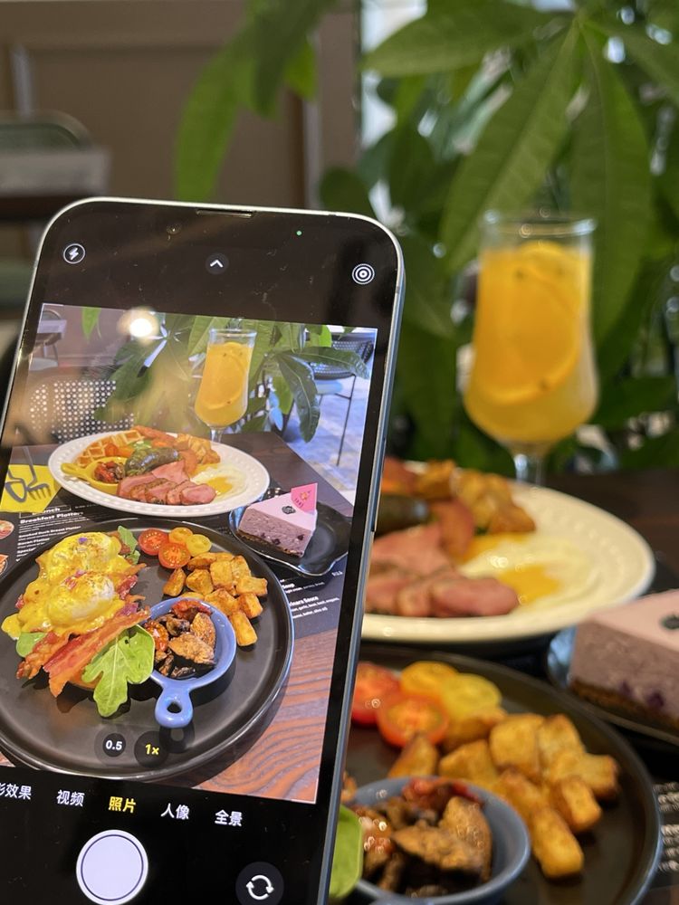 1003 Brunch & Dessert