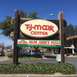 Papa John's Pizza - 54 Photos & 75 Reviews - Pizza - 4669 ...