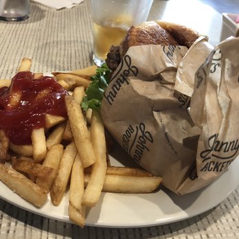 Johnny Rockets Order Food Online 149 Photos 176 Reviews Photo Of Johnny Rockets Long Beach Ca United States