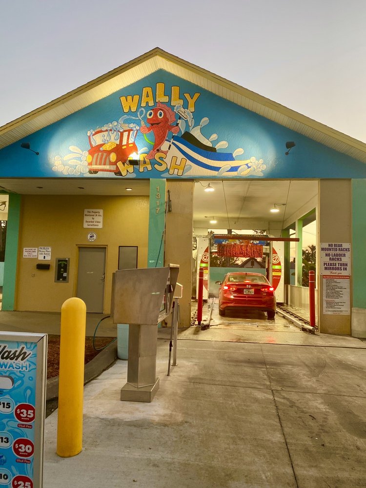 Wally Wash