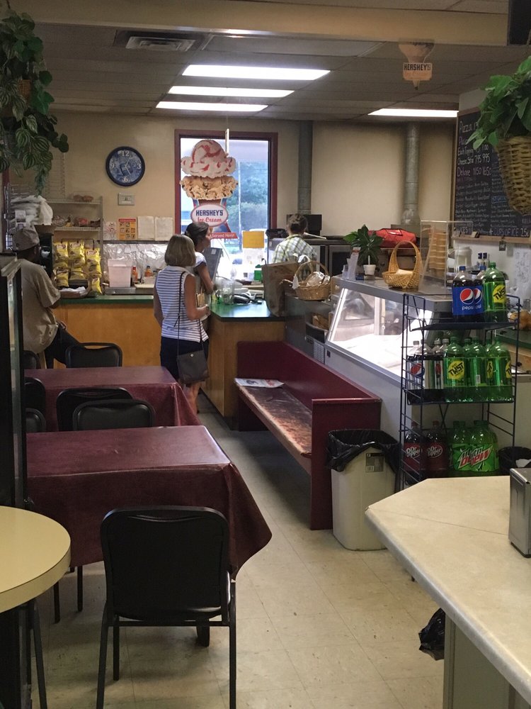 Chirios Pizza 19 Reviews Pizza 2777 Rockfish Valley Hwy