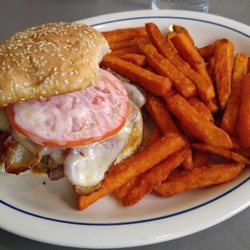 Laura B S Closed 14 Photos American Traditional 3 Photo Of Laura B S Milton Vt United States The So Yummy Vermont