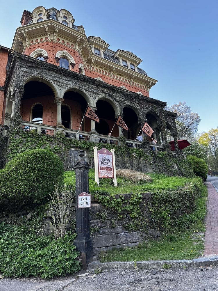 Harry Packer Mansion Inn