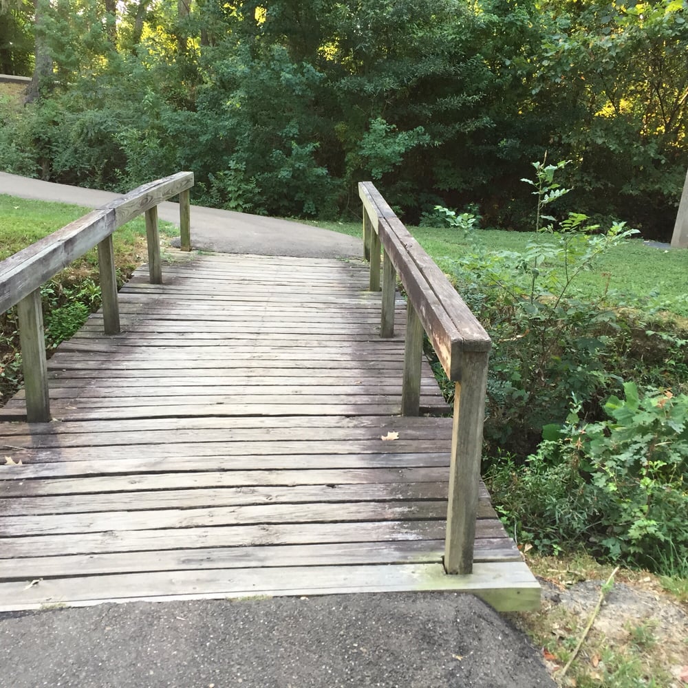 Parham Bridges Walking Trail Parks Ridgewood Road And Old Canton Rd
