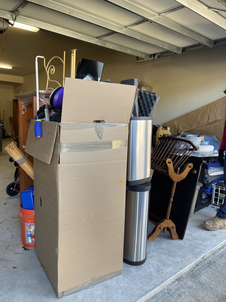 Speedy Recycle Junk Removal