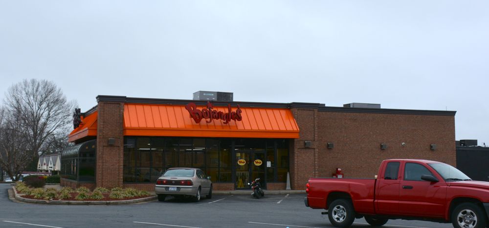 Bojangle's