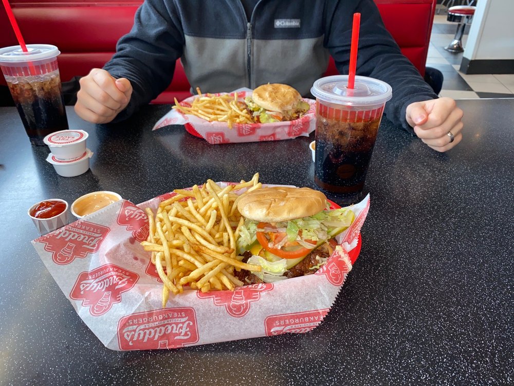 Freddy's Frozen Custard & Steakburgers