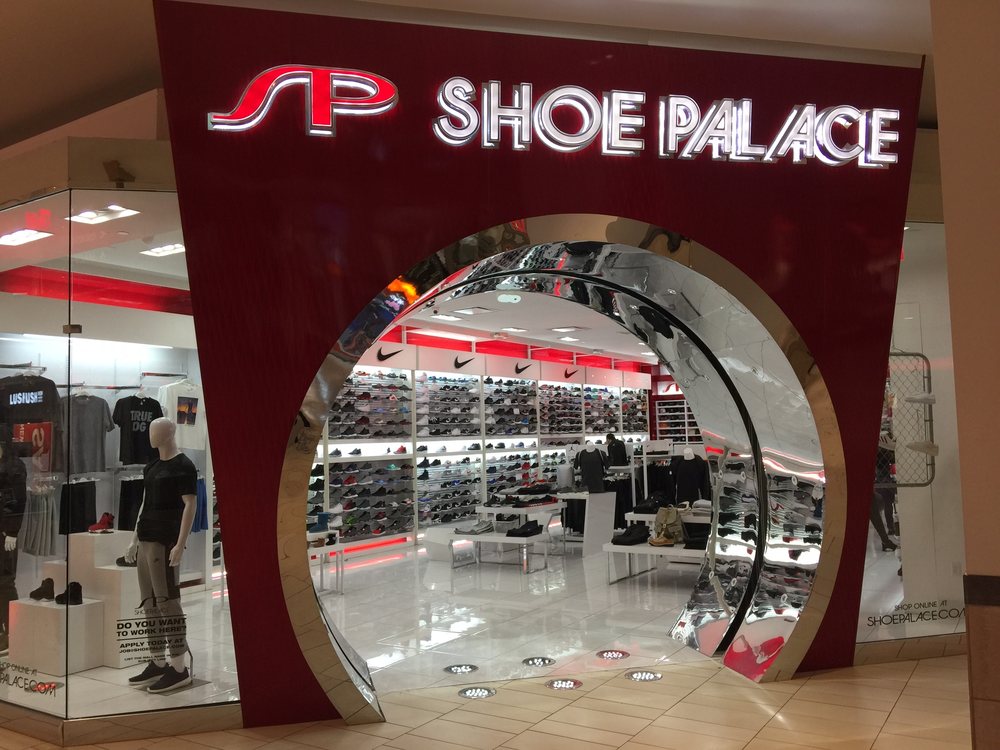 Shoe Palace Shoe Stores 7700 W Arrowhead Towne Ctr, Glendale, AZ