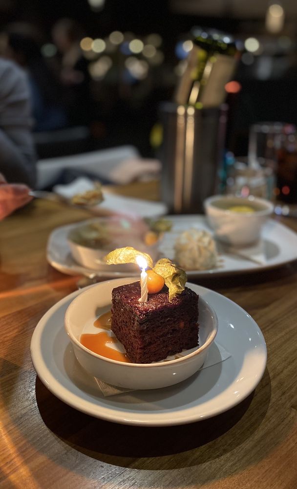 Glo Restaurant & Lounge