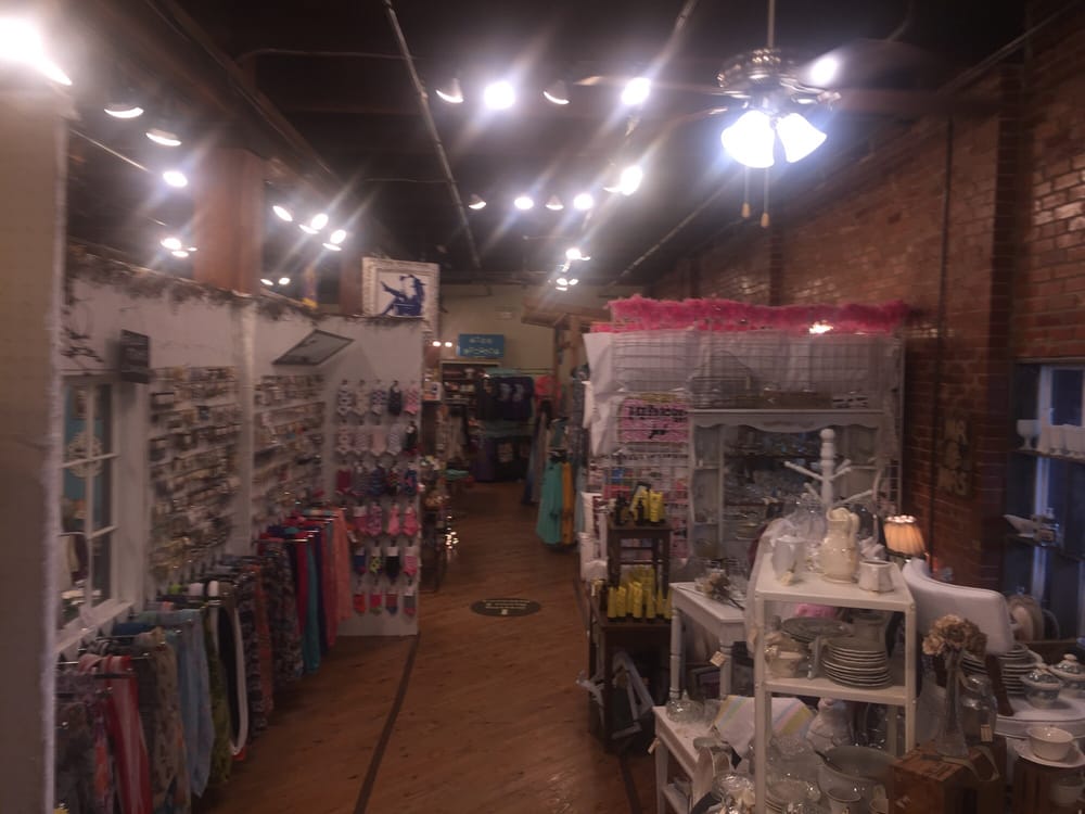 Shops of River Square Center