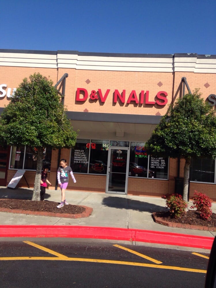 D & V Nails Nail Salons 1021 N Peachtree Pkwy, Peachtree City, GA