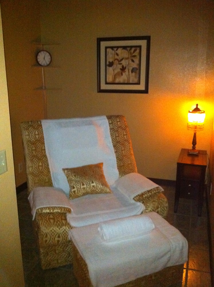 Happy Feet Reflexology, Las Vegas Roadtrippers