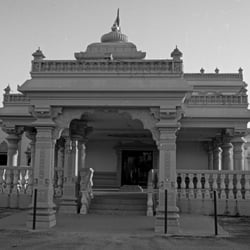 Hinduism basic beliefs image