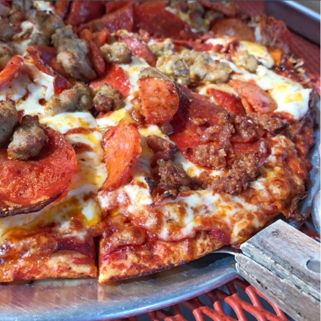 Round Table 20 Photos 25 Reviews 146 Man Round Table 20 Photos 25 Reviews 146 Man Way Mount Shasta Ca Restaurant Phone Number Yelp