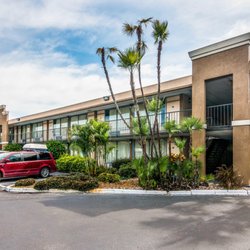 Rodeway Inn Suites 22 Photos Hotels 4645 N Socrum Loop Rd Photo Of Rodeway Inn Suites Lakeland Fl United States