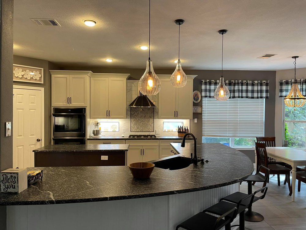 image of business Rangels Drywall And Painting