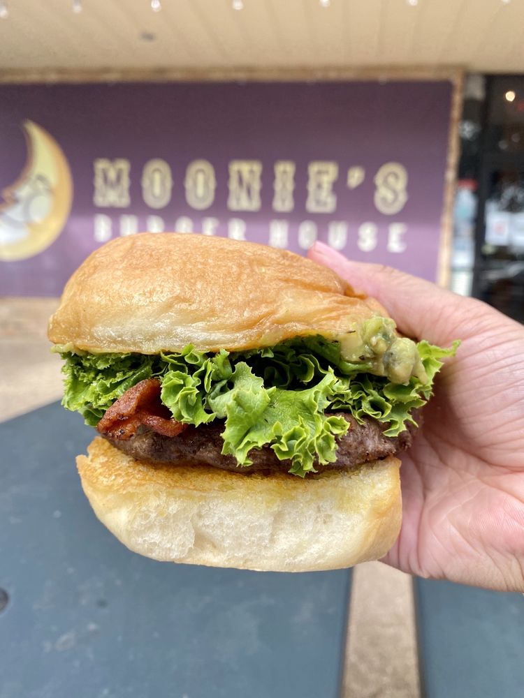 Moonie's Burger House 