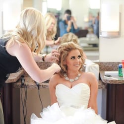 Brianna W Hairstylist 137 Photos Men S Hair Salons 9037