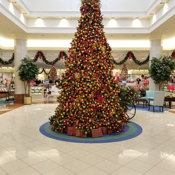 von maur department stores 115 lowa river landing pl coralville photo of von maur coralville ia united states christmas 2017