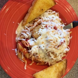 S Bros Gas Stations 517 E 23rd St Columbus Ne Restaurant Photo Of S Bros Columbus Ne United States En Parmesan