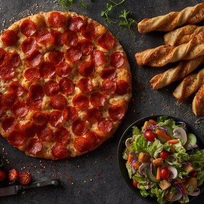 Round Table Pizza Order Food Online 73 Photos 107