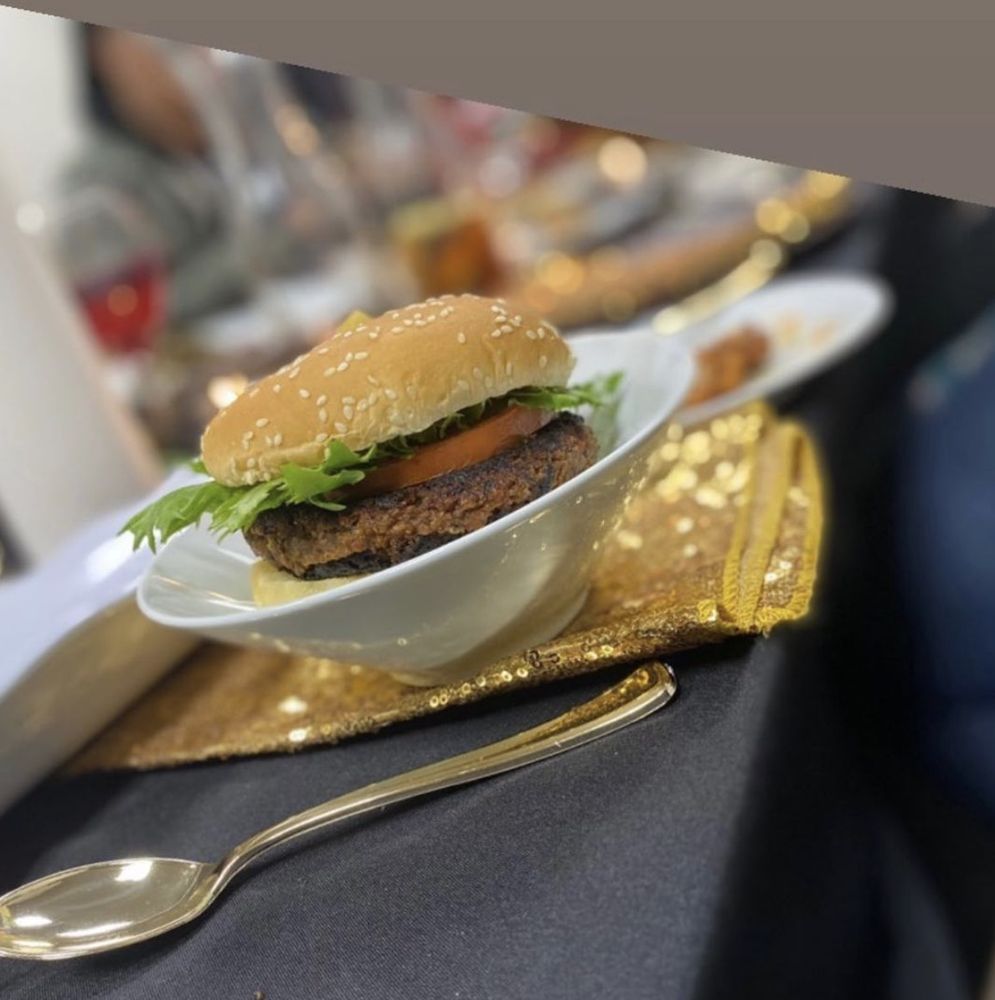 Alradiha Restaurant & Lounge