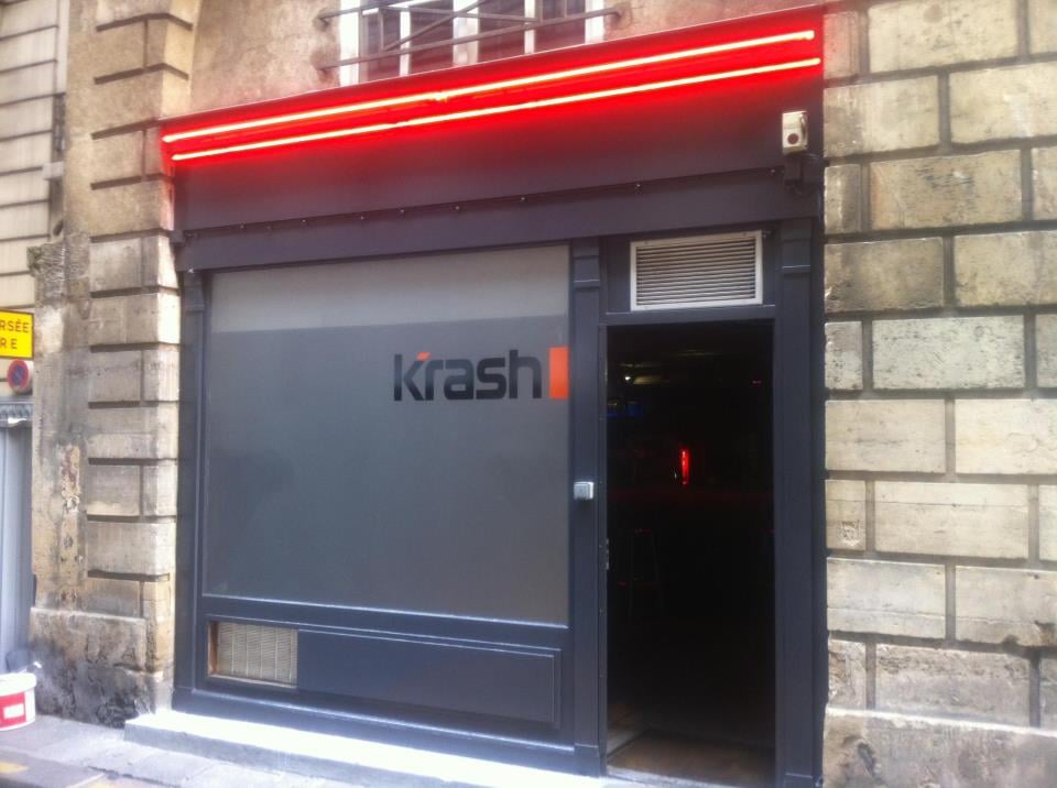 bar