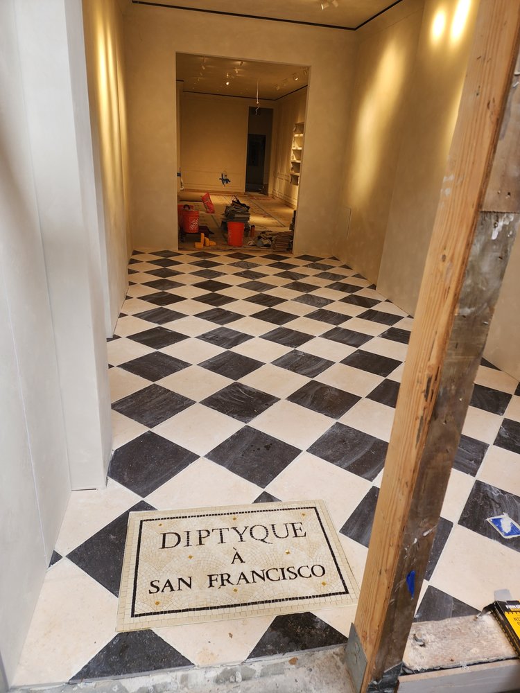Lunares flooring
