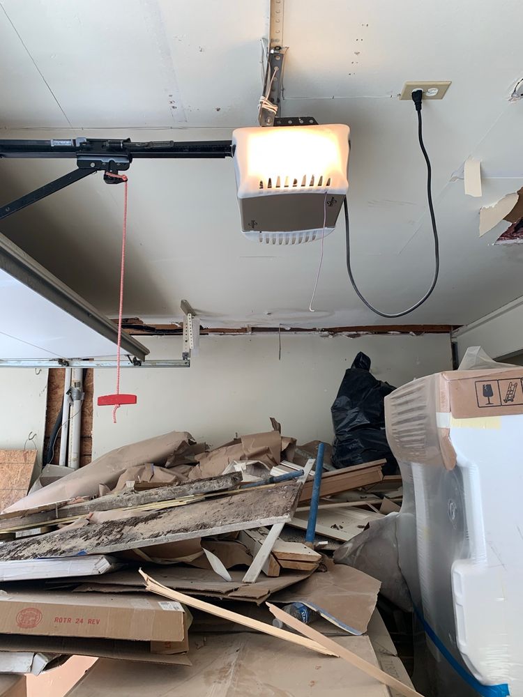 Smiley's Junk Removal & Recycling