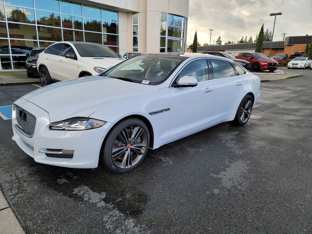 Jaguar Land Rover Bellevue