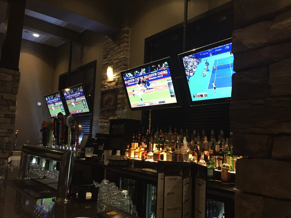 Stonewalls Restaurant & Sports Bar
