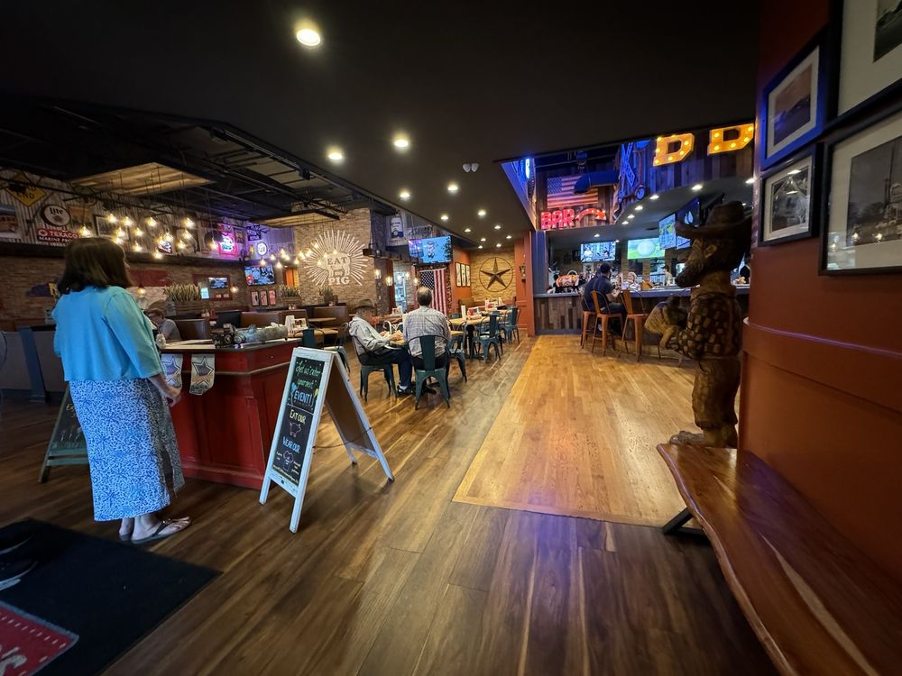 Little Richard’s Bar-N-Que