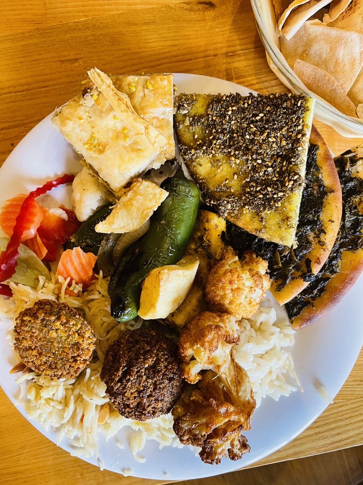 Dimassi's Mediterranean Buffet